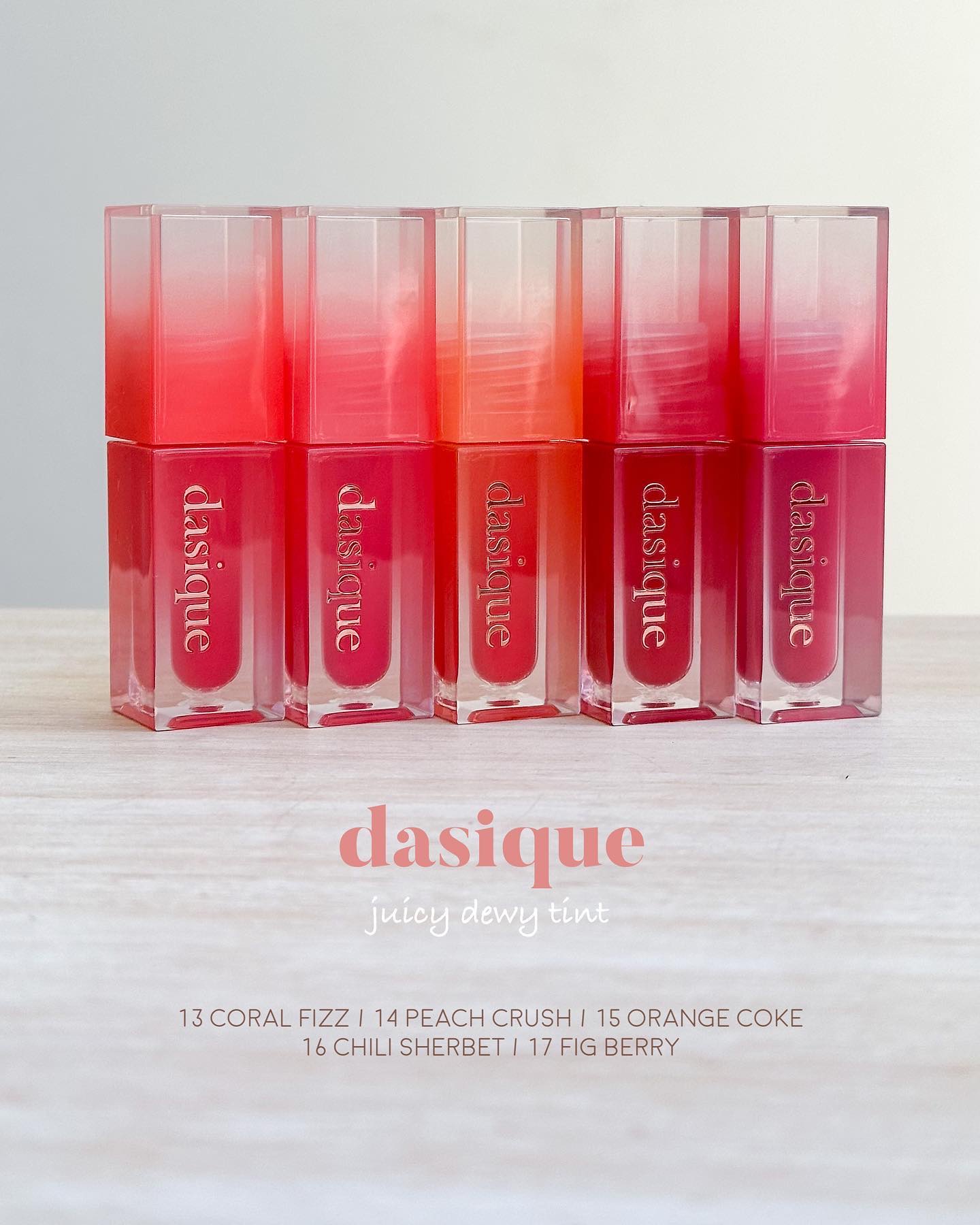 スターリットグリッターパウダー/dasique/グリッターを使ったクチコミ（2枚目）