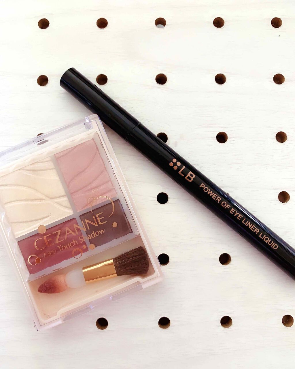 エアリータッチシャドウ/CEZANNE/アイシャドウパレットを使ったクチコミ(4枚目)