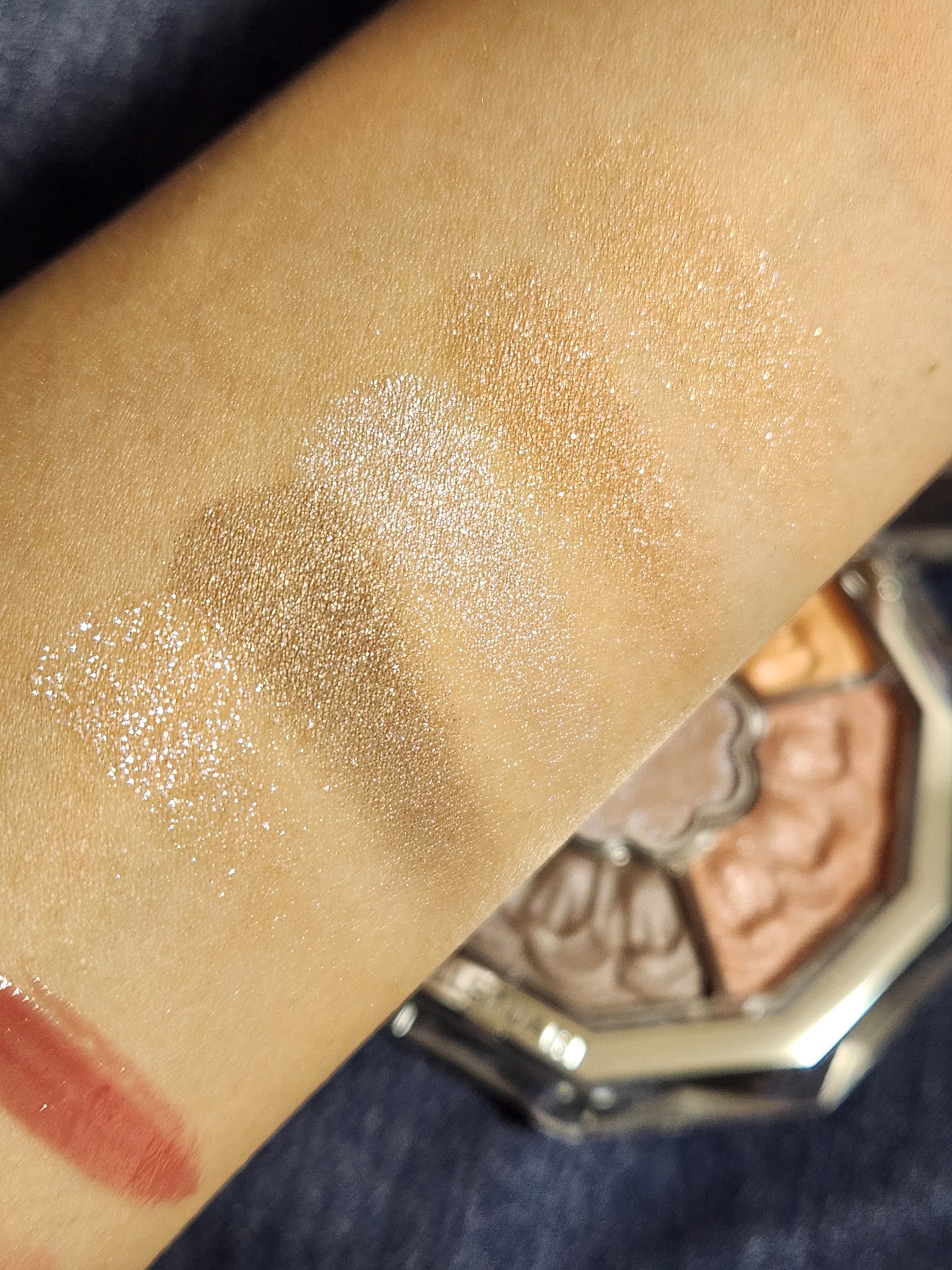 ジルスチュアート ブルームクチュール アイズ　ジュエルドブーケ 10 nemesia labradorite(限定)/JILL STUART/アイシャドウパレットを使ったクチコミ（2枚目）