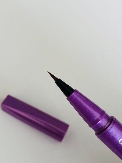 「密着アイライナー」ショート筆リキッド/デジャヴュ/リキッドアイライナーを使ったクチコミ(2枚目)