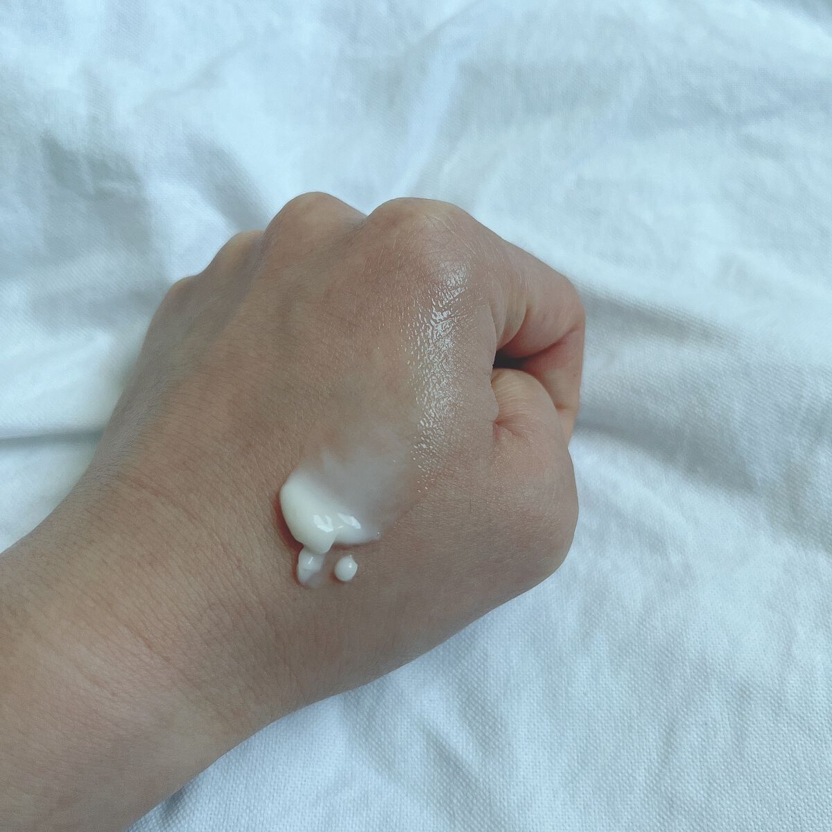 クリアバウンスクリーム /BENEFIQUE/フェイスクリームを使ったクチコミ（3枚目）