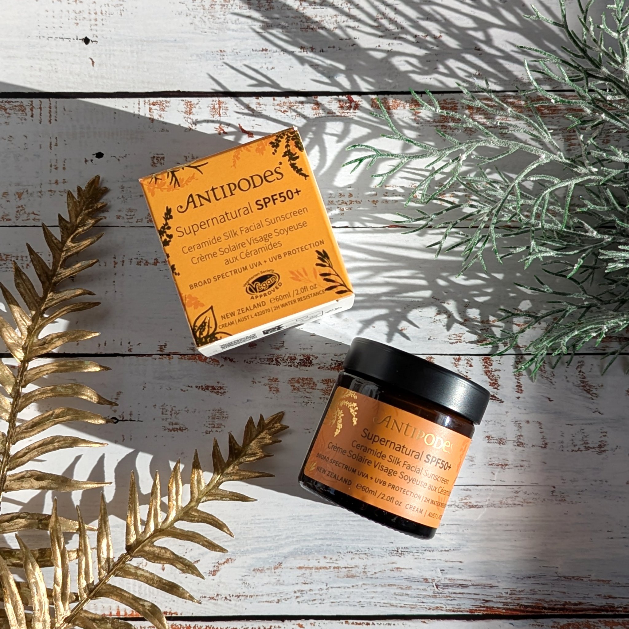 アンティポディース スーパーナチュラル SPF50＋ フェイシャル サンスクリーン/Antipodes/日焼け止めクリームを使ったクチコミ（1枚目）