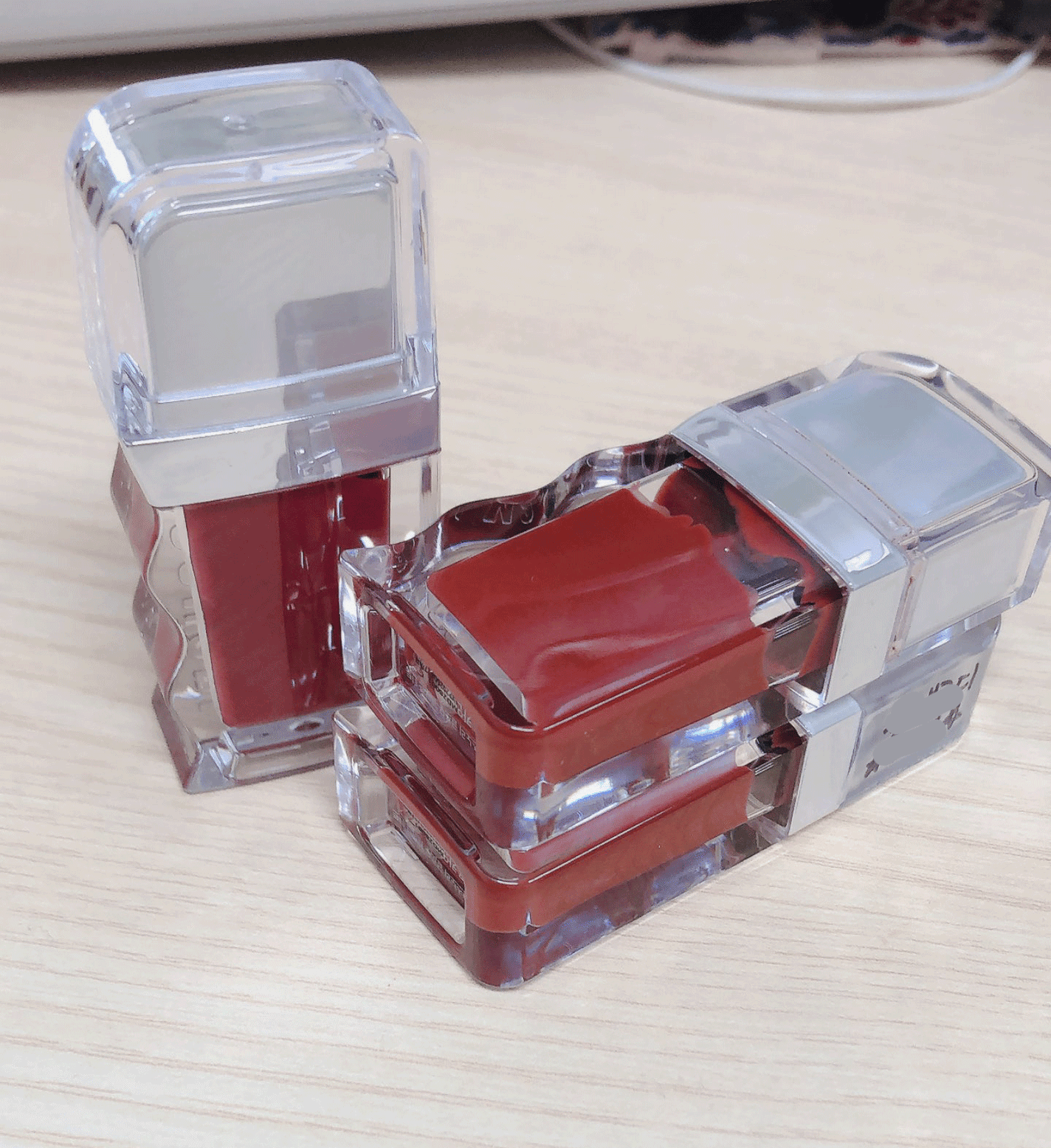 フローウェーブティント/COSNORI/リップティントを使ったクチコミ(3枚目)