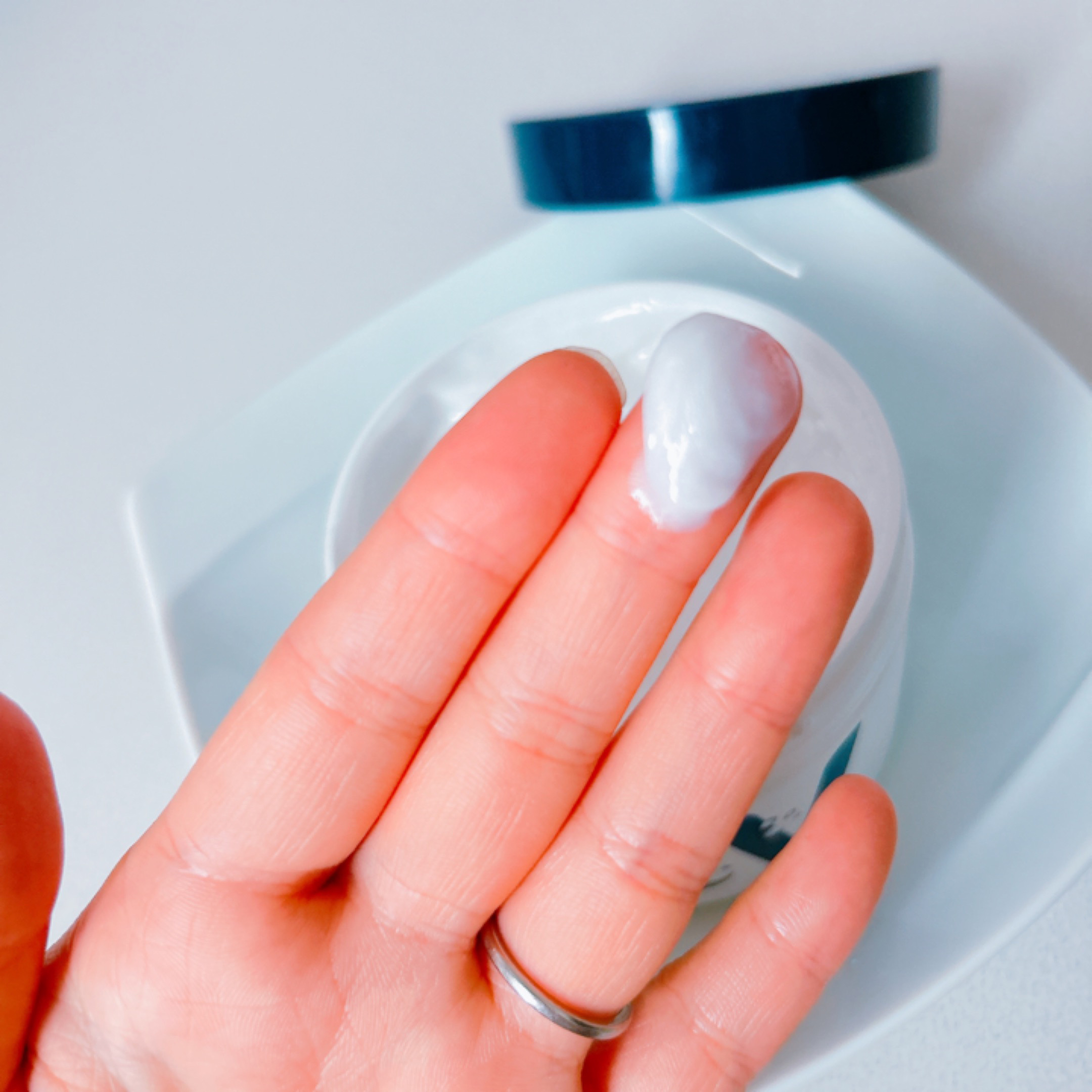 ヴァセリンリペアクリームナイトケア/ヴァセリン/ボディクリームを使ったクチコミ（3枚目）