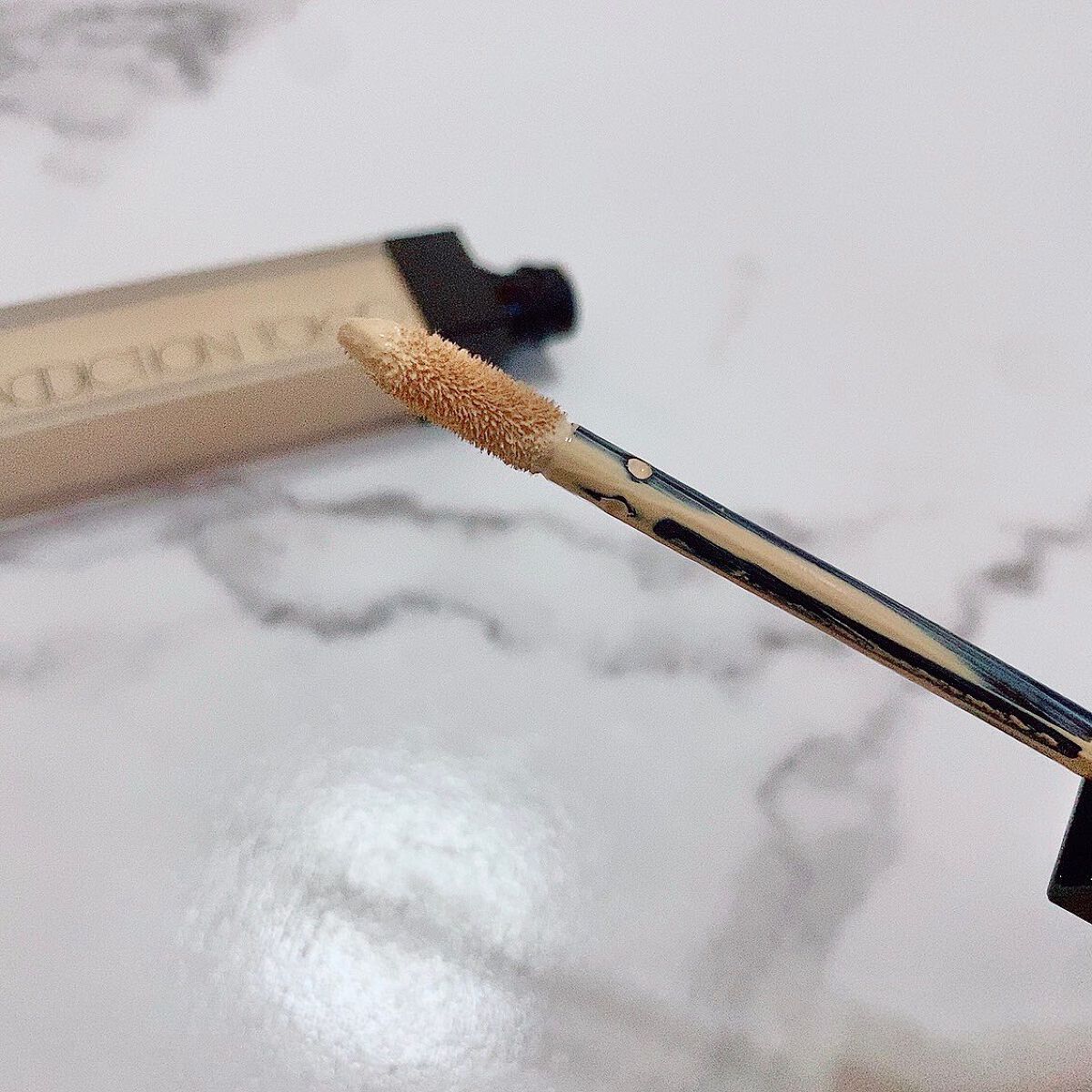 アディクション スキンリフレクト フィックス コンシーラー 004 Light Beige/ADDICTION/リキッドコンシーラーを使ったクチコミ（2枚目）