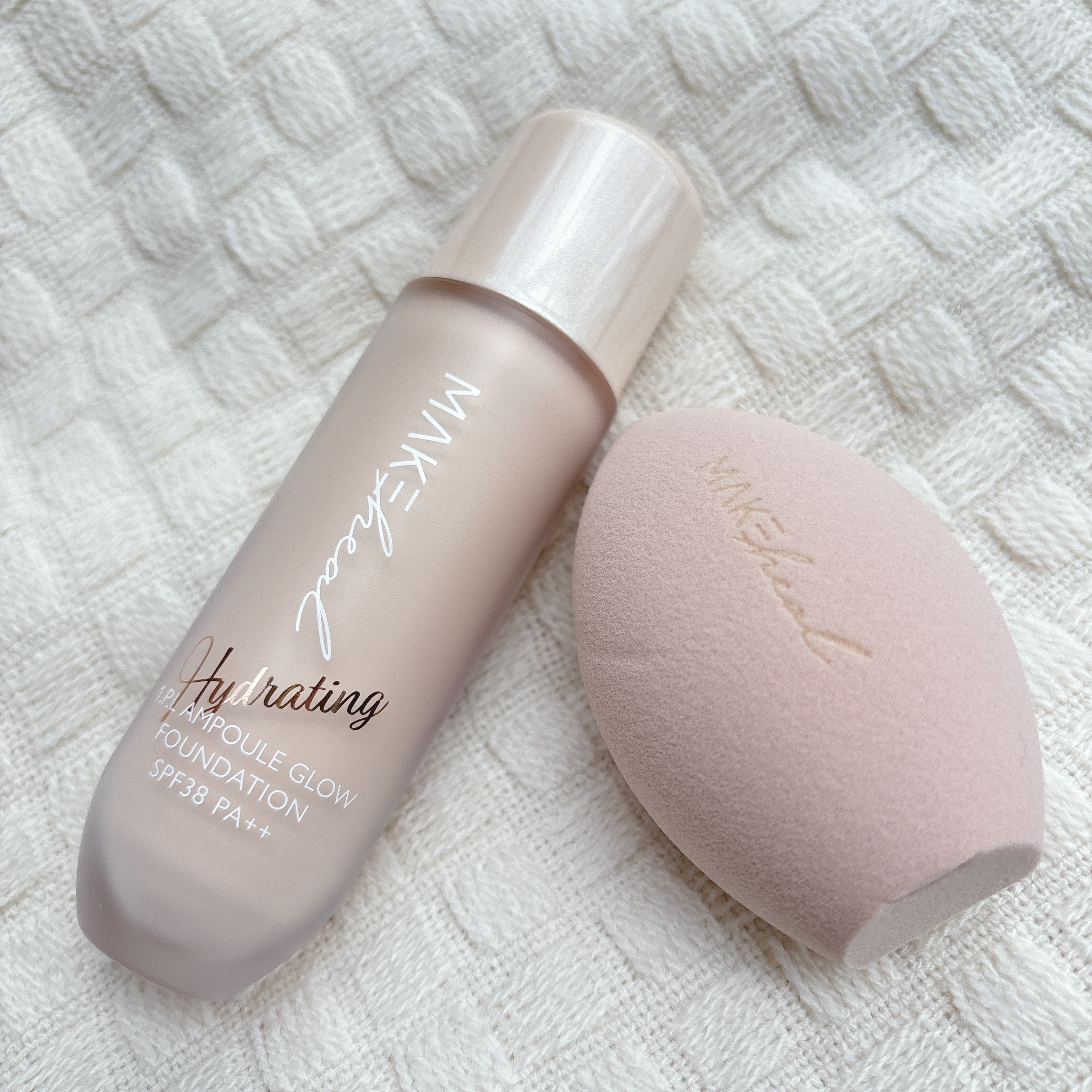 1.P.L AMPOULE GLOW FOUNDDATION / MAKEHEAL