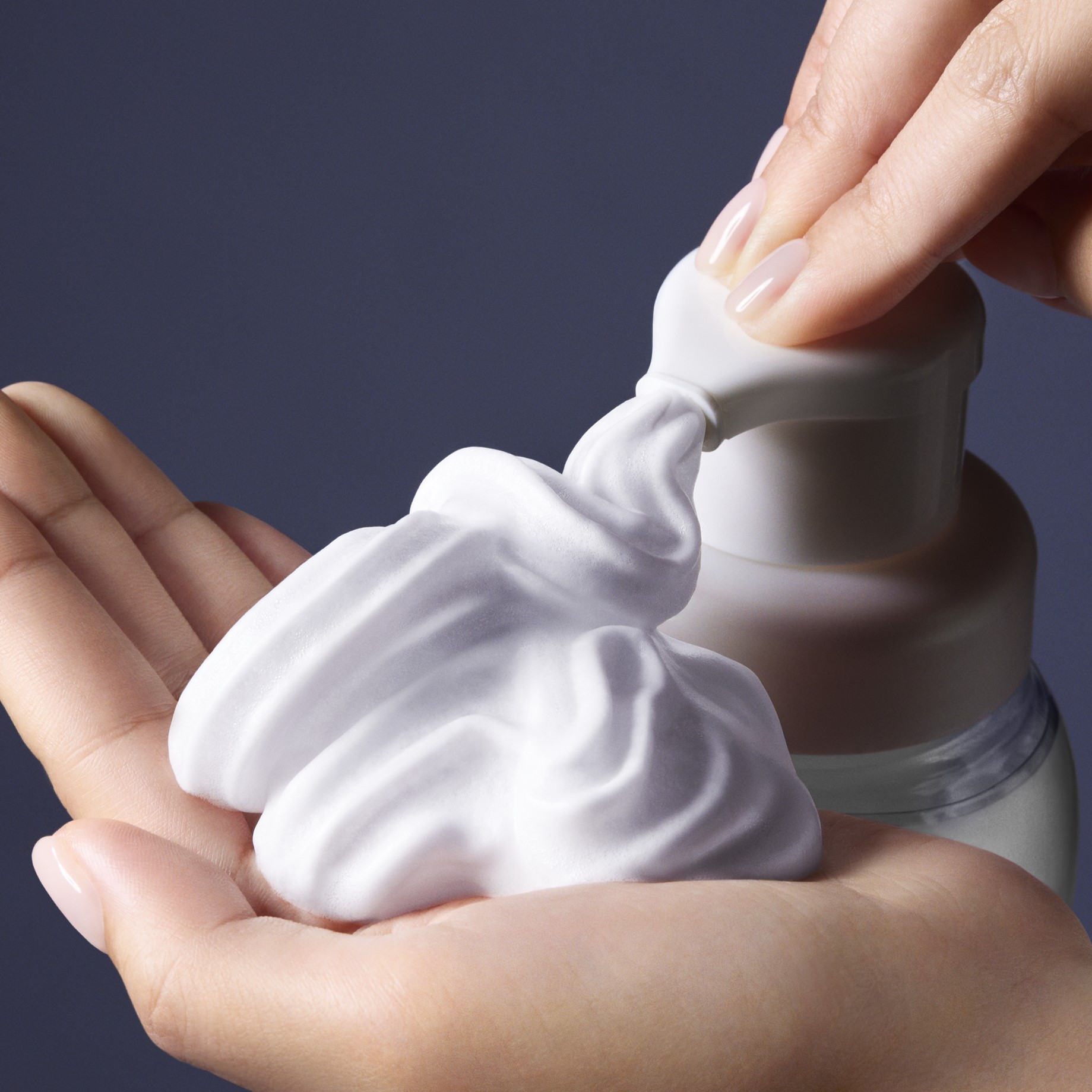 ビオレ ザフェイス 泡洗顔料 モイスト ビオレ