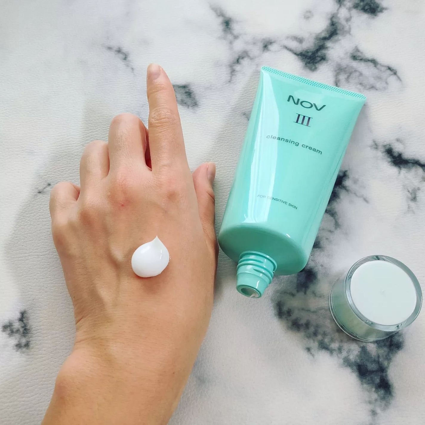 Ⅲ フェイスローション L/NOV/化粧水を使ったクチコミ(2枚目)