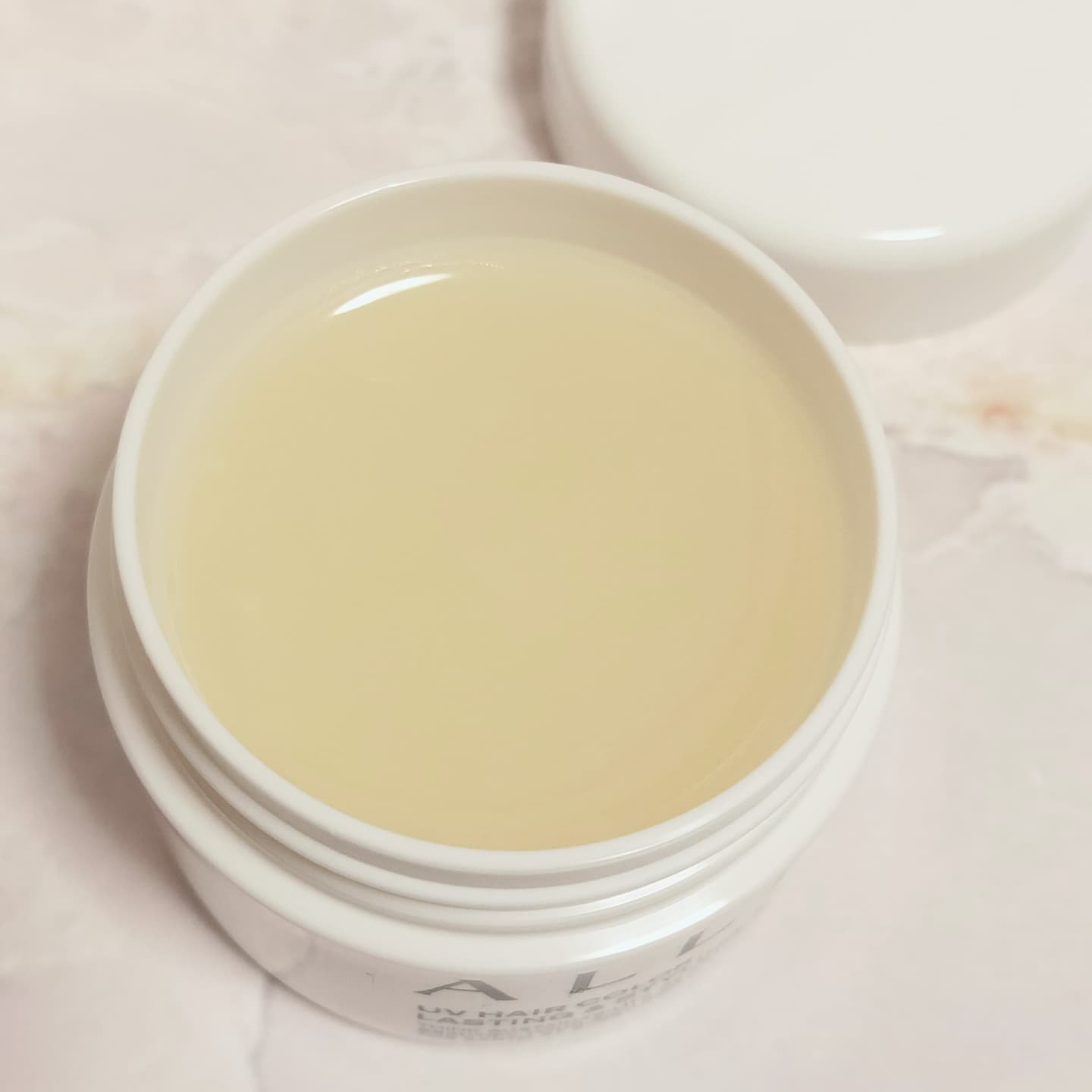 アリィー クロノビューティ UV ヘアカラーラスティング＆スタイリング バーム/アリィー/ヘアバームを使ったクチコミ（2枚目）