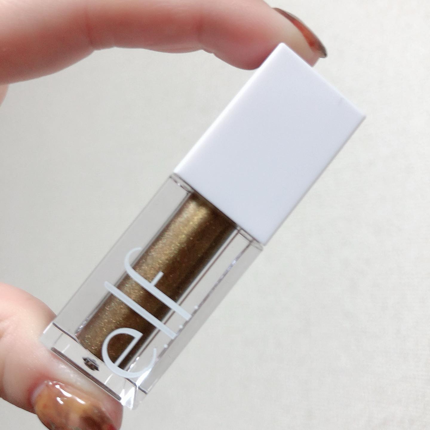 リキッドグリッターアイシャドウ/e.l.f. Cosmetics/グリッターを使ったクチコミ（3枚目）