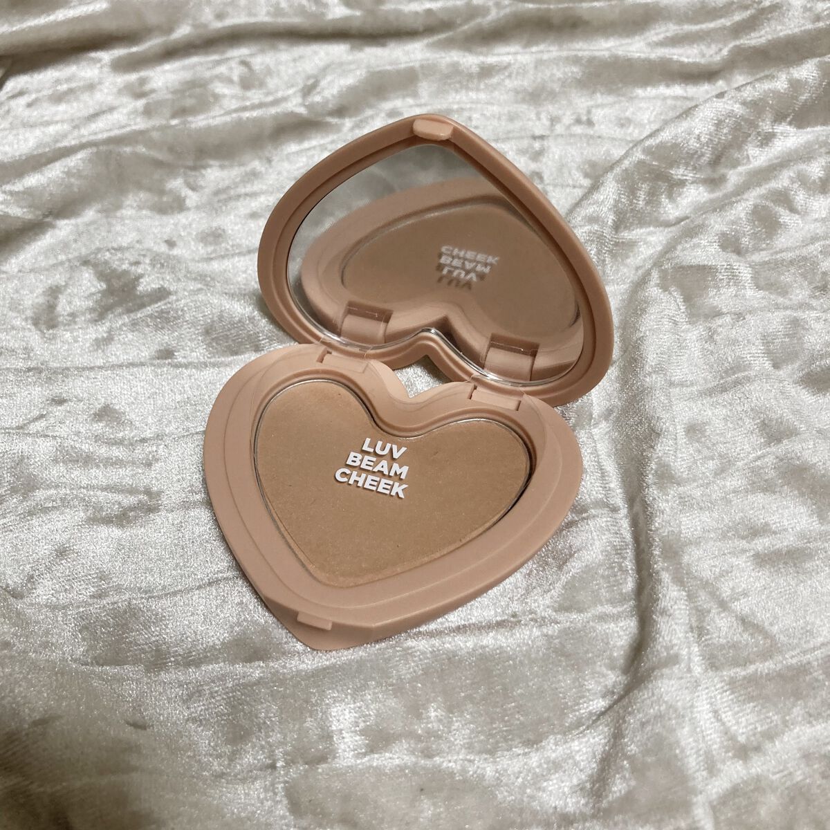 Luv Beam Cheek/lilybyred/パウダーチークを使ったクチコミ（2枚目）