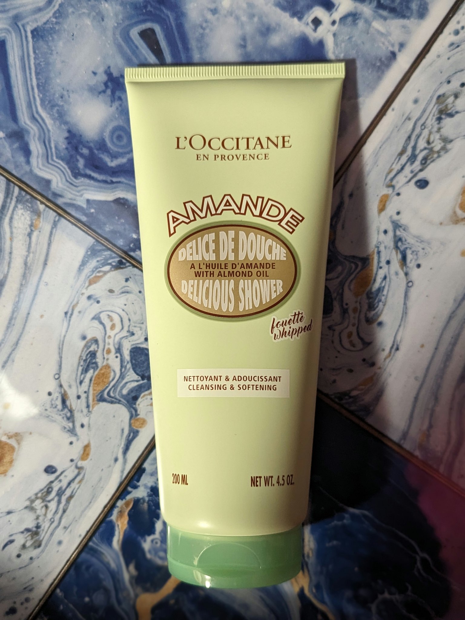 アーモンド ソフトシャワークリーム/L'OCCITANE/ボディソープを使ったクチコミ（1枚目）
