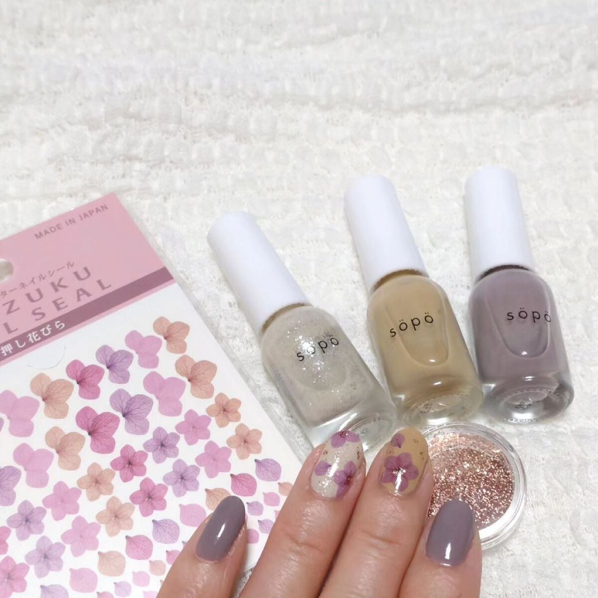 ミルクティ on LIPS 「✴✴#花びらネイル🌸✴✴SÖPÖ(@sopo_cosmetic..」(5枚目)