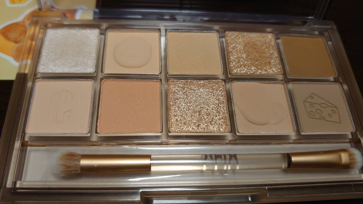 スターダストダイヤモンドハイライトパウダー/PERFECT DIARY/パウダーハイライトを使ったクチコミ（2枚目）