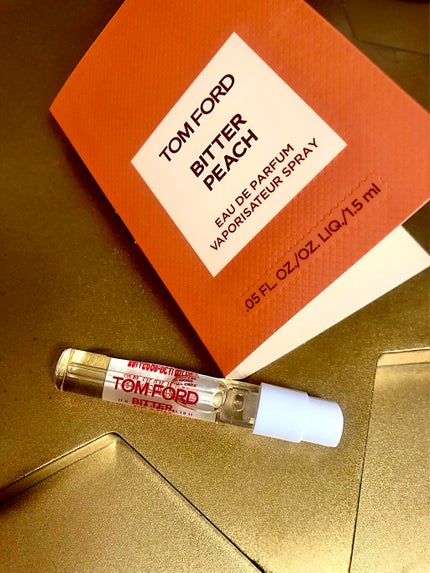 TOM FORD BEAUTY ビター ピーチ オード パルファム スプレィのクチコミ「#コスメレビュー
#サンプル使用レビュー
❤︎TOM FORD BEAUTY
ビター ピーチ .....」(1枚目)