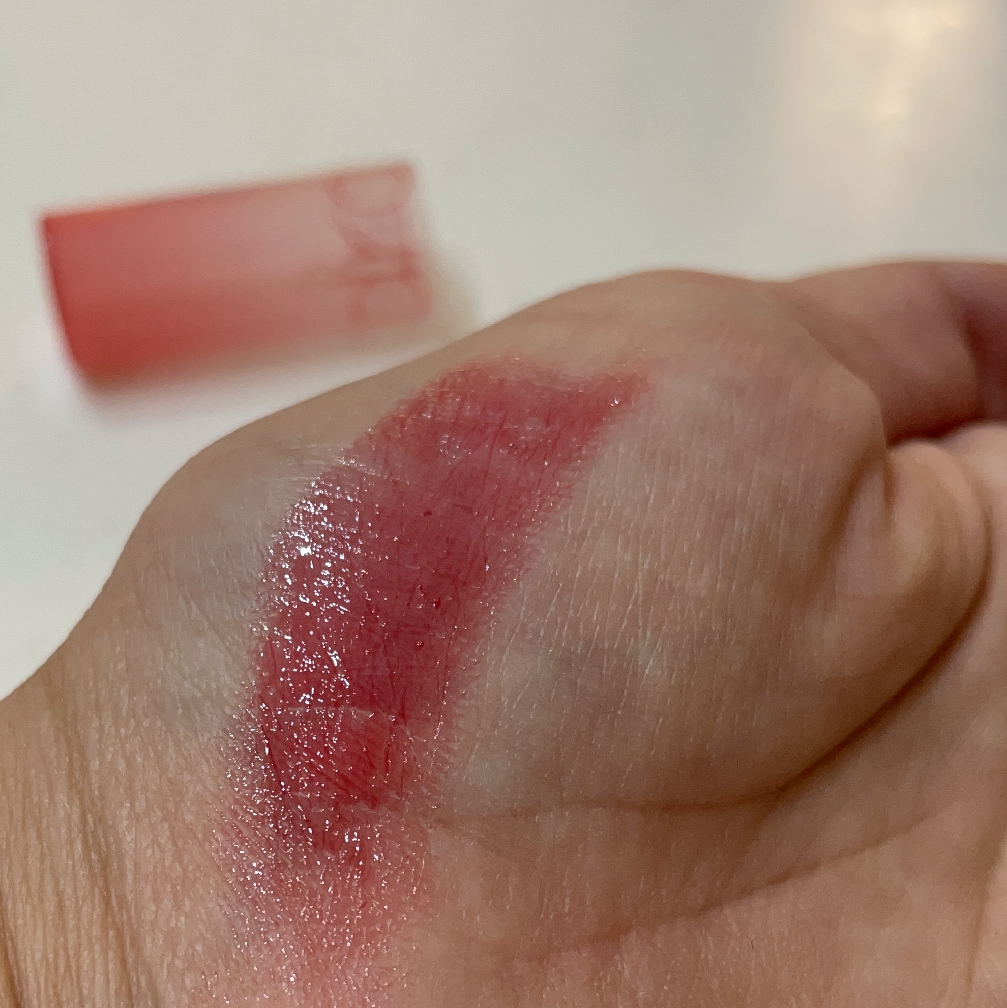 グラスティングメルティングバーム/rom&nd/リップバームを使ったクチコミ（2枚目）