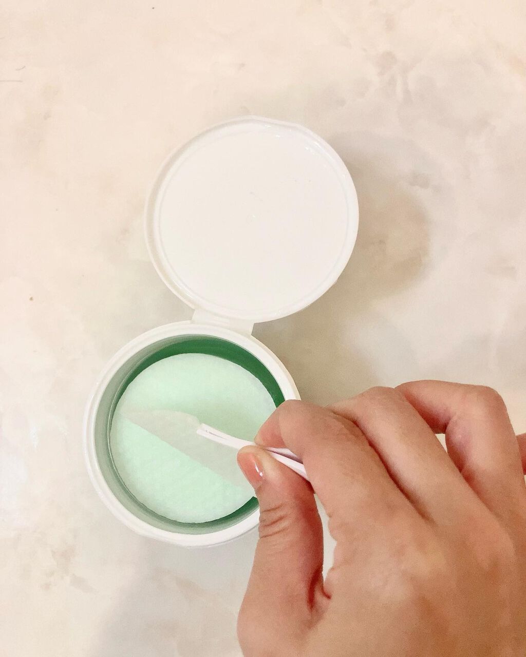 Mei on LIPS 「韓国フェイスマスクのメディヒールから拭き取りパッドが出まし..」(2枚目)