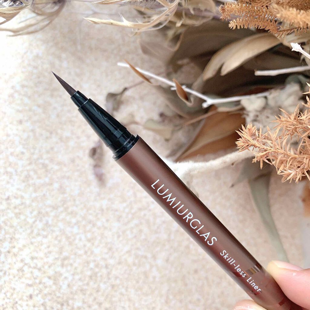 スキルレスライナー/LUMIURGLAS/リキッドアイライナーを使ったクチコミ(2枚目)