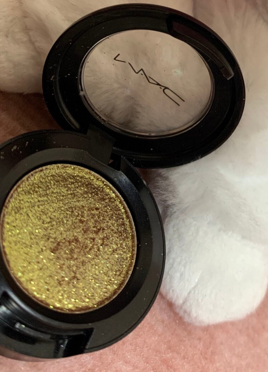 ダズルシャドウ/M・A・C/単色アイシャドウを使ったクチコミ(2枚目)