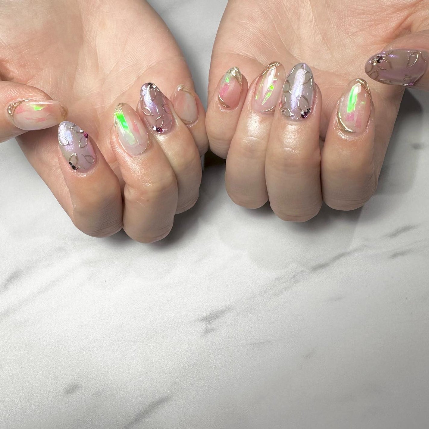 kanna on LIPS 「・・・𝔸𝕦𝕣𝕠𝕣𝕒×𝕗𝕝𝕠𝕨𝕖𝕣×𝕗𝕚𝕝𝕞💠🌿🌈✨リールの元..」(3枚目)