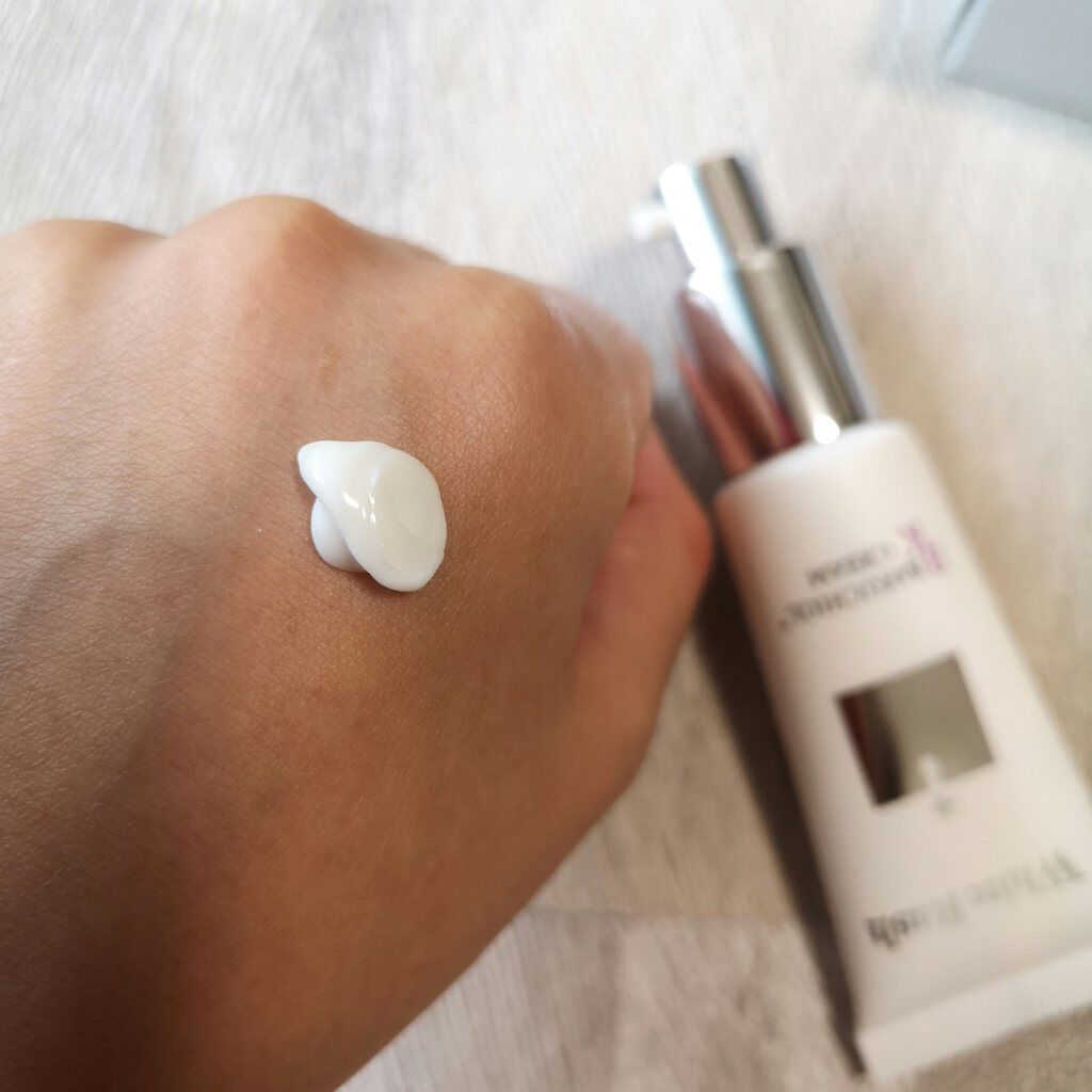 バクシア モイスチャーアップクリーム/White Rush/フェイスクリームを使ったクチコミ（3枚目）