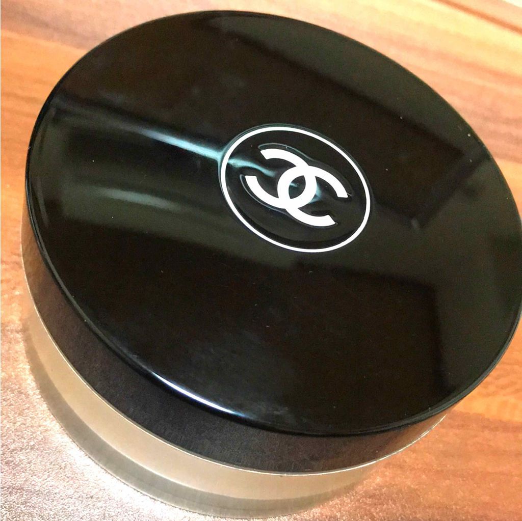 プードゥル ユニヴェルセル リーブル/CHANEL/ルースパウダーを使ったクチコミ(1枚目)