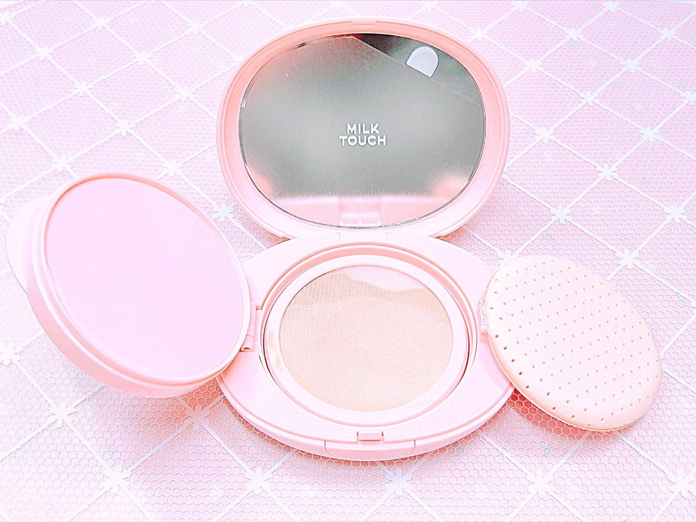 オールデイスキンフィットミルキーグロウクッション/Milk Touch/クッションファンデーションを使ったクチコミ(2枚目)