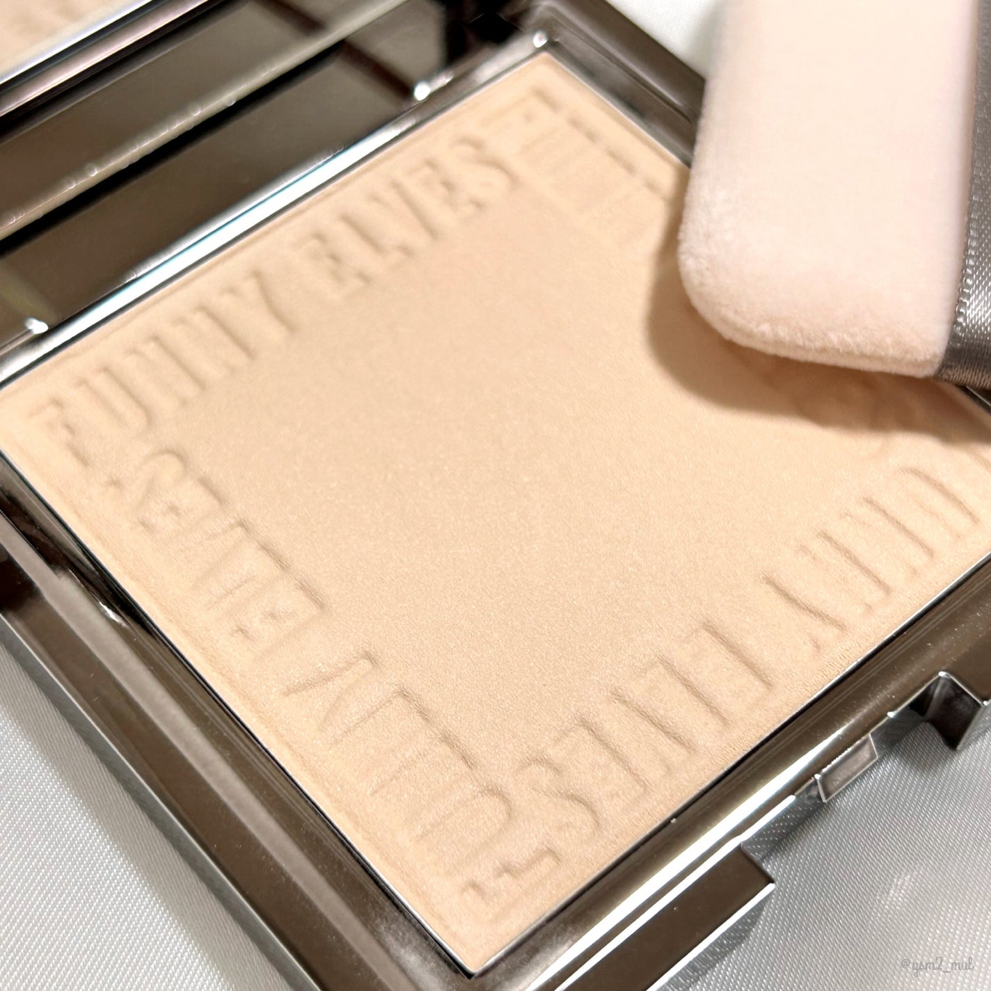 ソフトマットプレストパウダー/FUNNY ELVES方里/プレストパウダーを使ったクチコミ(7枚目)