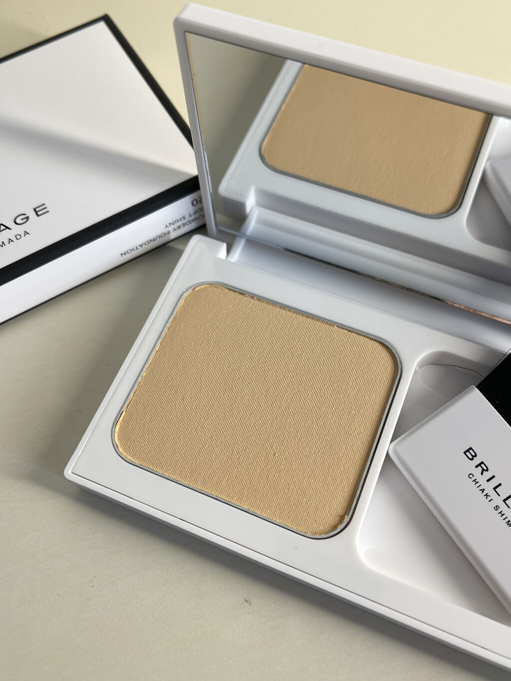 パウダリーファンデーション ソフトシャイニー 20（明るめカラー）/ブリリアージュ/パウダーファンデーションを使ったクチコミ（2枚目）