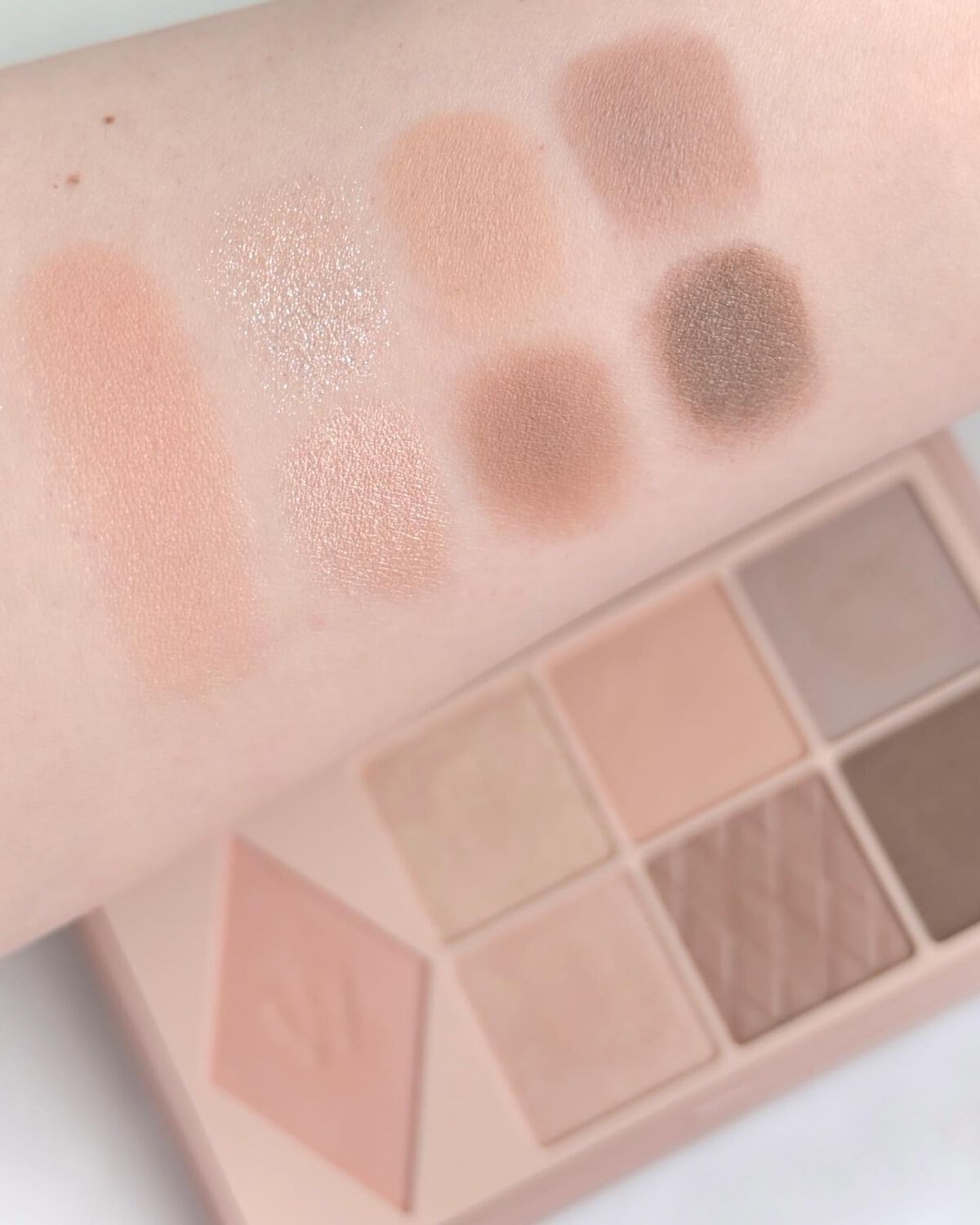 ウォンジョンヨ W デイリームードアップパレット /Wonjungyo/アイシャドウパレットを使ったクチコミ(2枚目)