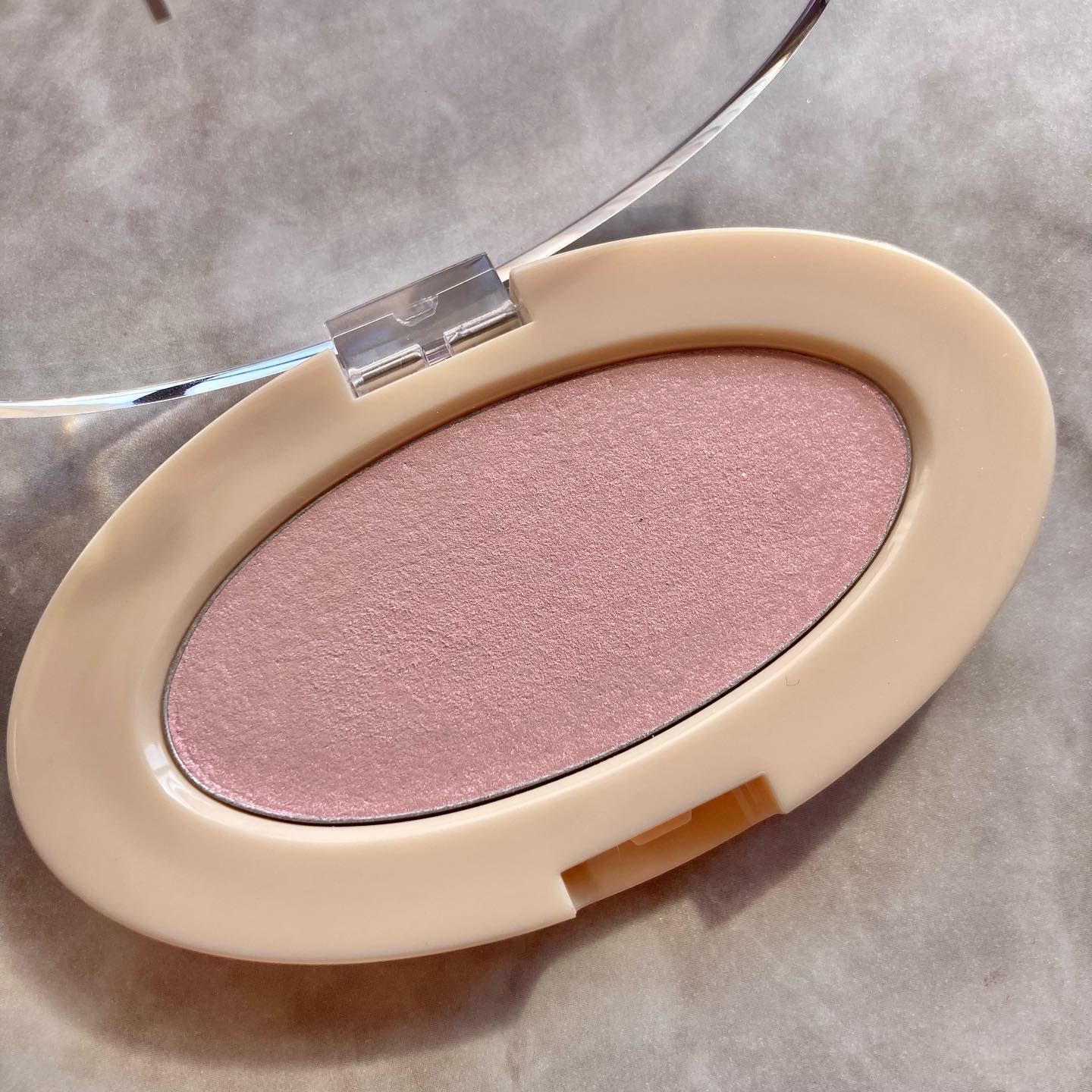 ドリームビームハイライター/Laka/パウダーハイライトを使ったクチコミ（3枚目）