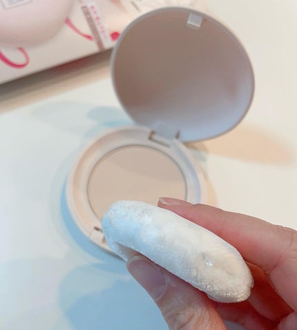 サナ 素肌記念日 スキンケアパウダー N/素肌記念日/プレストパウダーを使ったクチコミ(4枚目)