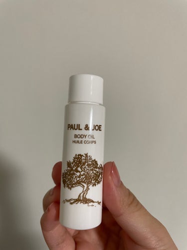 PAUL & JOE BEAUTE ボディ オイルのクチコミ「PAUL & JOE BEAUTE　ボディ オイル

✼••┈┈••✼••┈┈••✼••┈┈•.....」（1枚目）