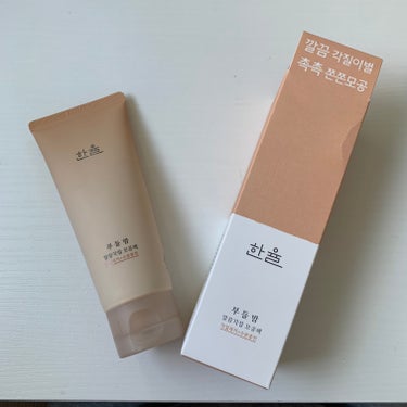 HANYUL(ハンユル) 角質スッキリ毛穴パック のクチコミ「【使った商品】
HANYULハンユル角質スッキリ毛穴パック

【商品の特徴】
毛穴の汚れをしっ.....」（1枚目）