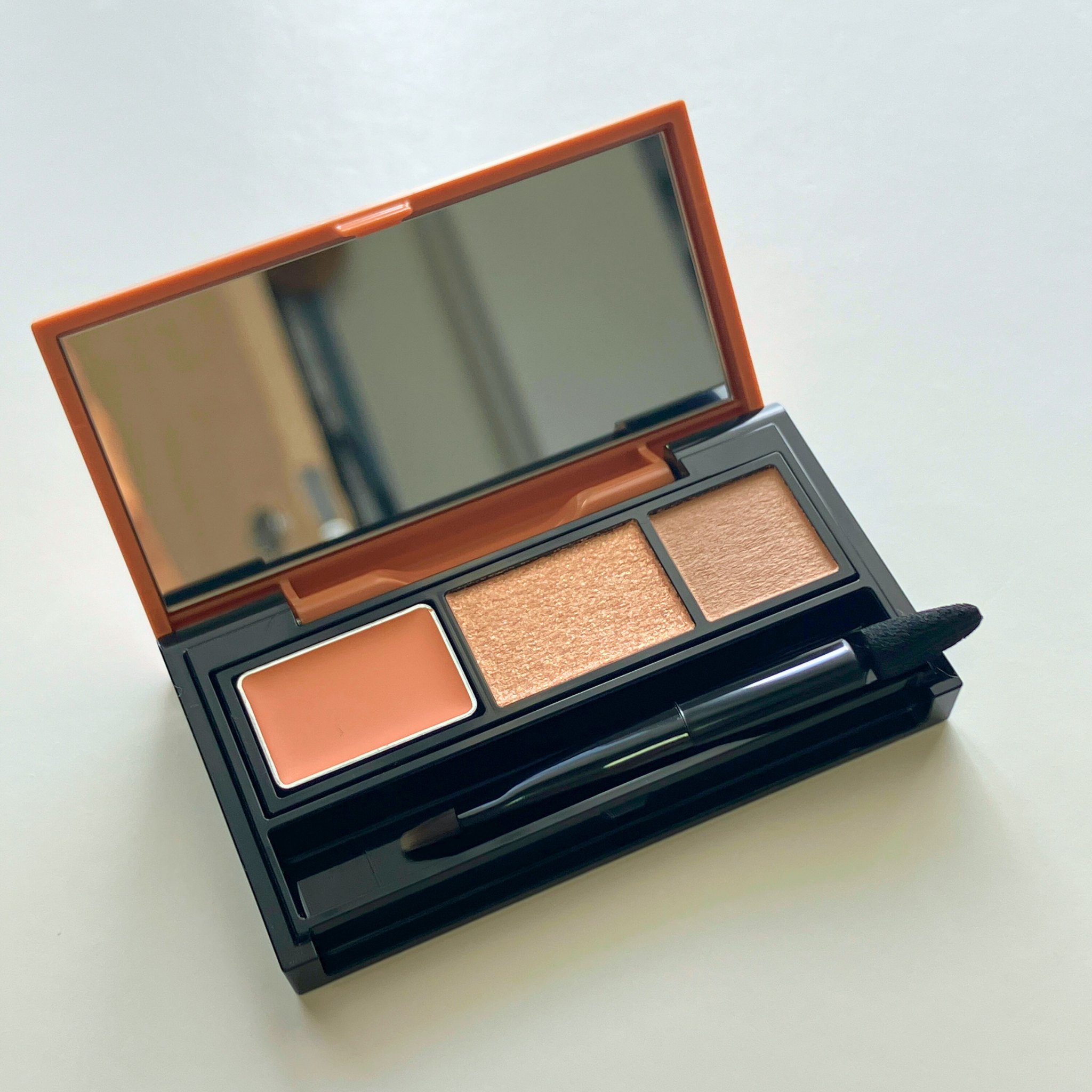 アンダーアイファインダー OR-1 オレンジ発掘隊(オレンジ系)/KATE/パレットコンシーラーを使ったクチコミ（2枚目）