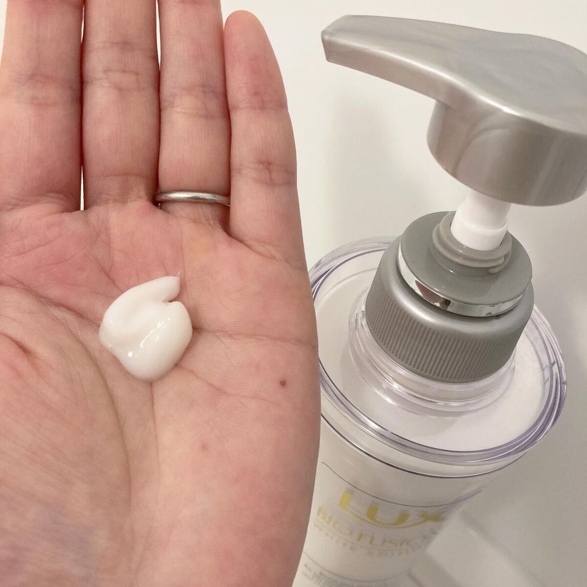 バイオフュージョン ホワイトシャンプー/ホワイトコンディショナー/LUX/市販シャンプーを使ったクチコミ（3枚目）