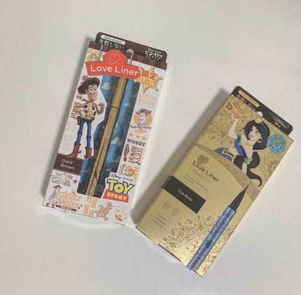 美緒 on LIPS 「トイストーリーとアラジンコラボのラブライナーやっぱりラブライナ..」(1枚目)