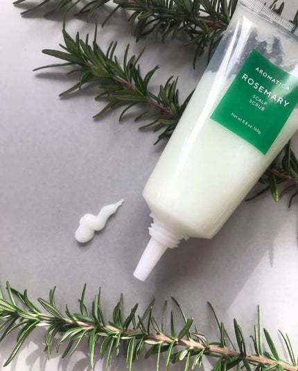 ローズマリー スカルプ スクラブ/AROMATICA/ヘッドスクラブを使ったクチコミ(3枚目)