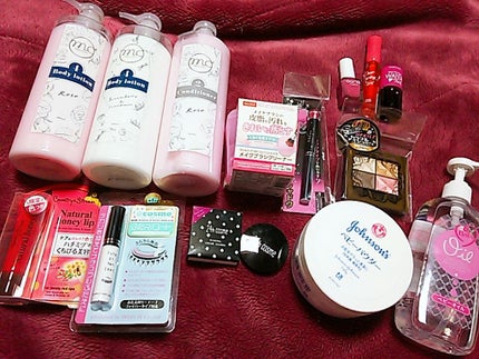 ハニーフルリップ R/カントリー&ストリーム/リップ美容液を使ったクチコミ(1枚目)