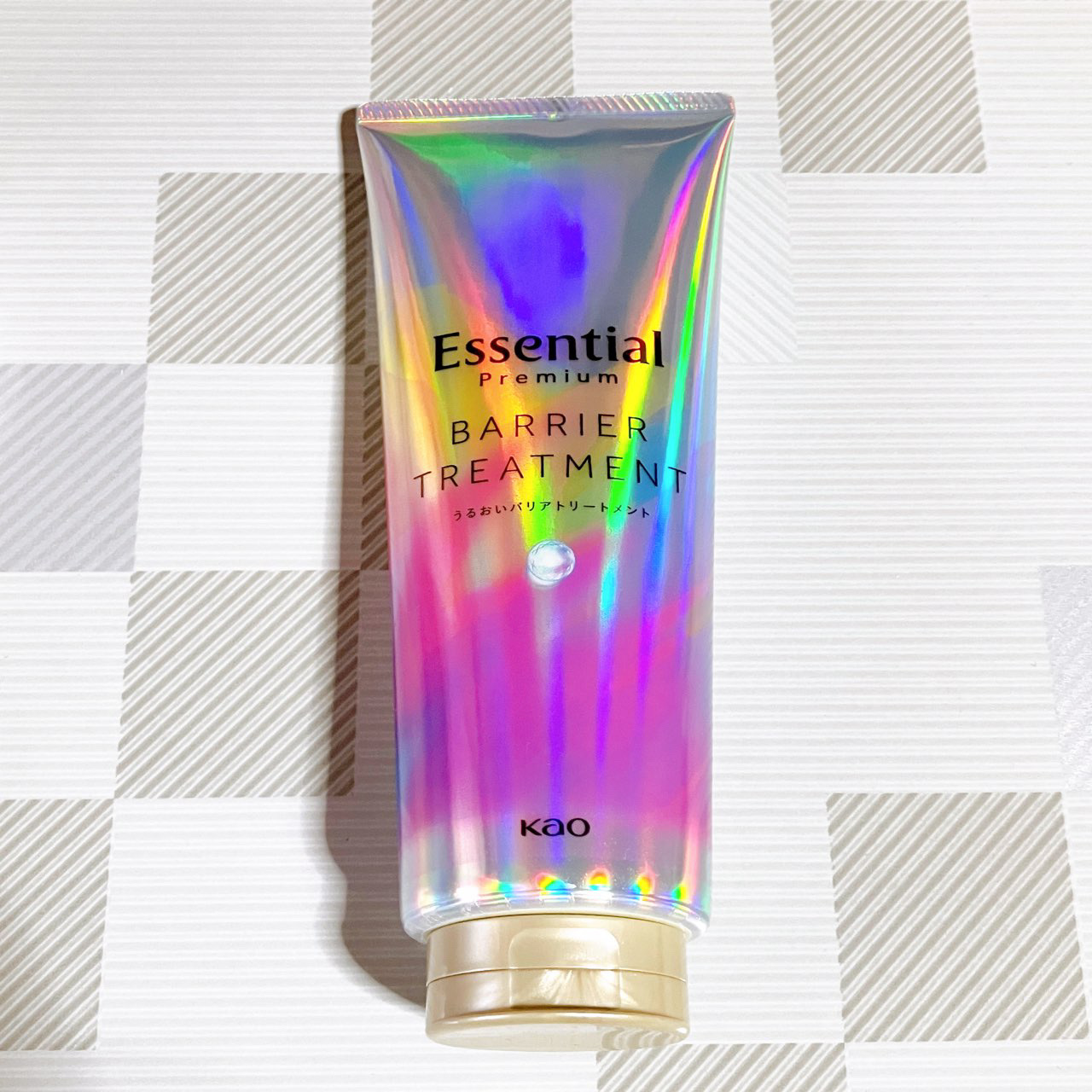 エッセンシャル プレミアム バリアトリートメント/エッセンシャル/洗い流すヘアトリートメントを使ったクチコミ（3枚目）