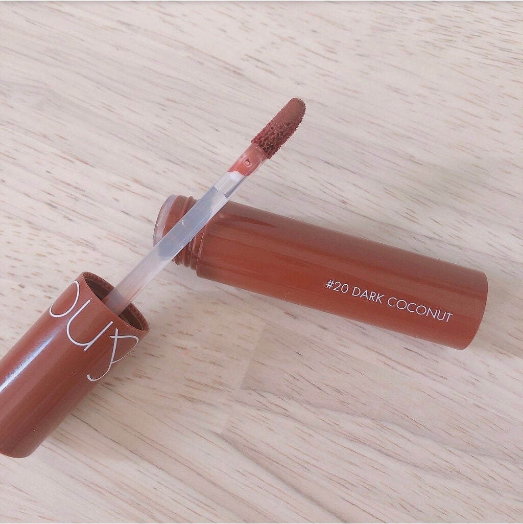 ジューシーラスティングティント/rom&nd/リップティントを使ったクチコミ(1枚目)