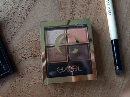 スキニーリッチシャドウ/excel/アイシャドウパレットを使ったクチコミ(1枚目)
