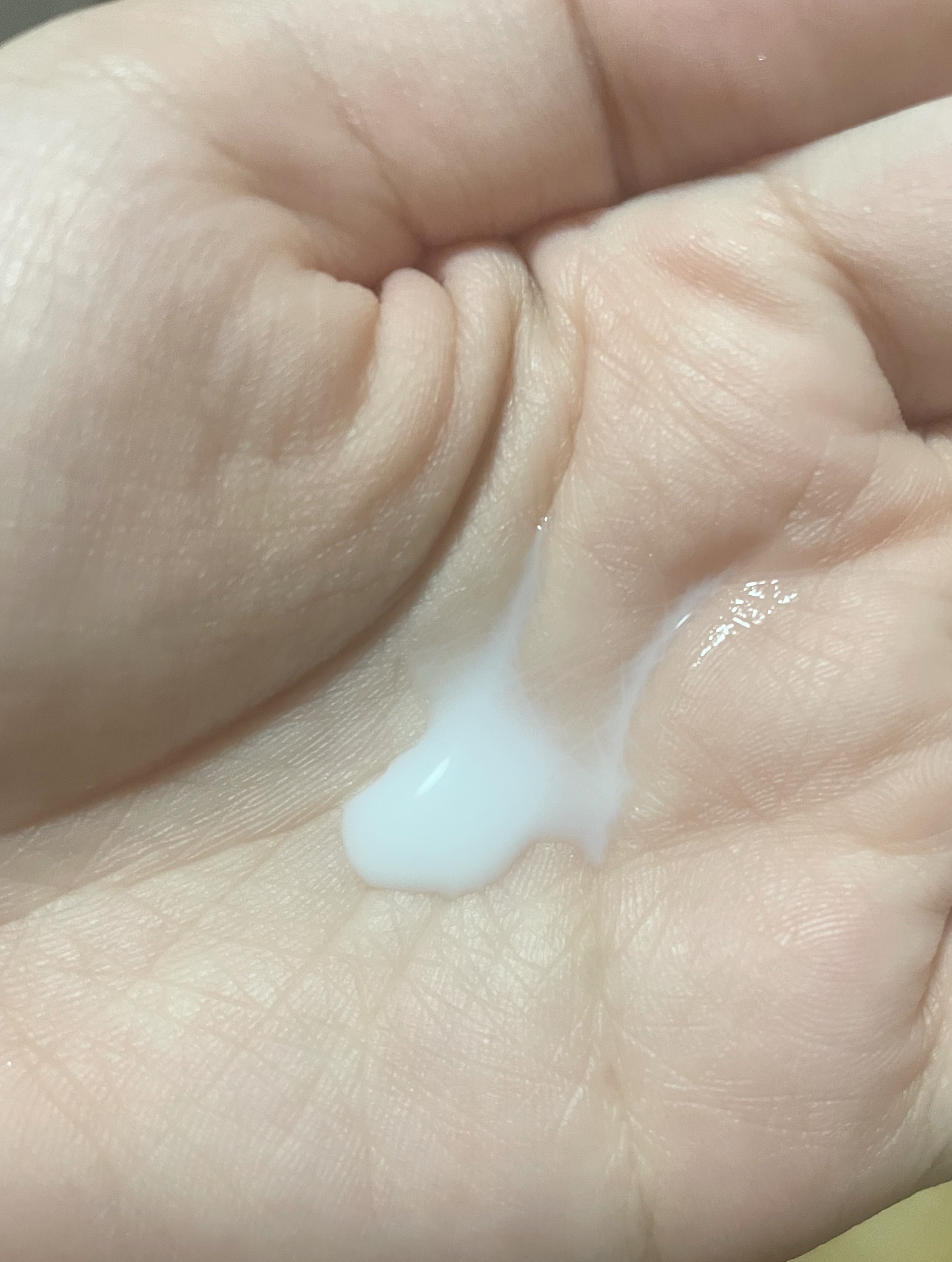 薬用雪肌精 ブライトニング エッセンス ローション/雪肌精/化粧水を使ったクチコミ（2枚目）