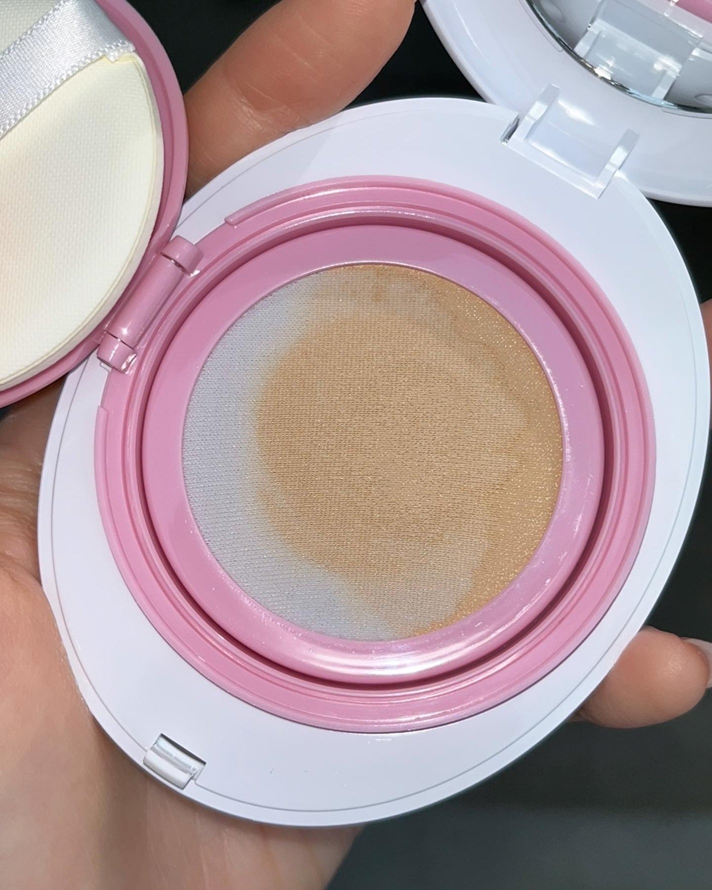 デューイーメッシュファンデーション/ASUNE /クッションファンデーションを使ったクチコミ(3枚目)