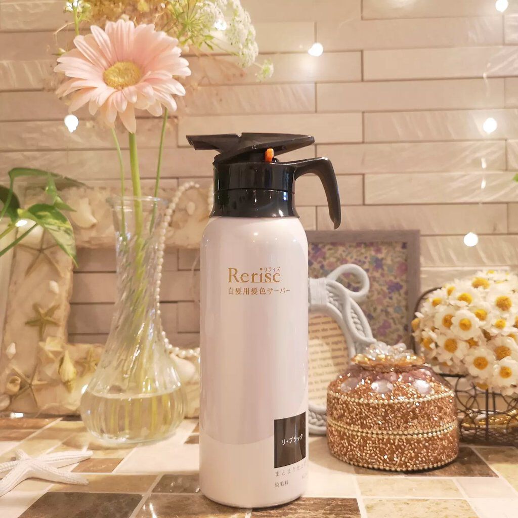 リライズ 白髪用髪色サーバー リ・ブラック まとまり仕上げのクチコミ「花王 『Rerise 白髪用髪色サーバー』染毛料のご紹介です💓

使っているうちに白髪に黒髪色.....」（1枚目）