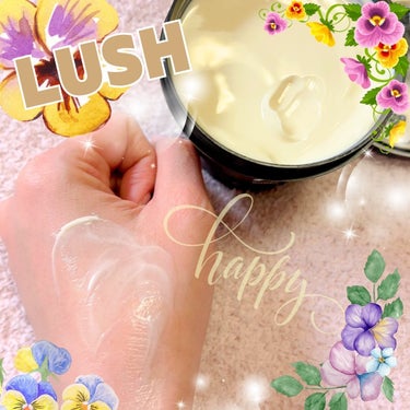 ラッシュ パンジー ボディローション PFのクチコミ「＼LUSH💕パンジーの香りが最高なボディローション🌼🤍／

プレゼントに頂きました🥰🤍
LUS.....」（3枚目）