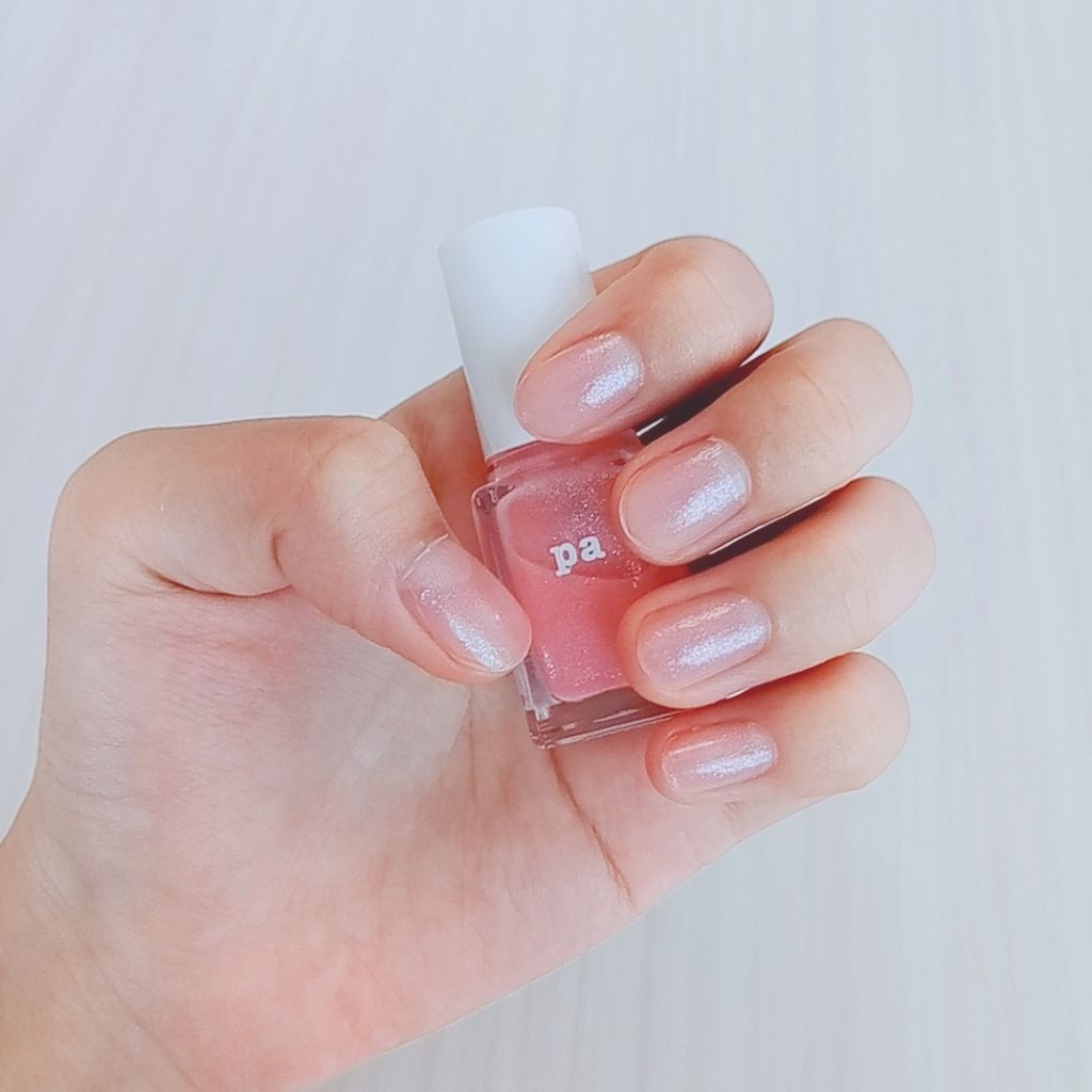 Pa ネイルカラー はがせるベースコート Pa Nail Collectiveを使った口コミ キラキラ 女子力高めにみえるネイル Pa By 辞めました Lips
