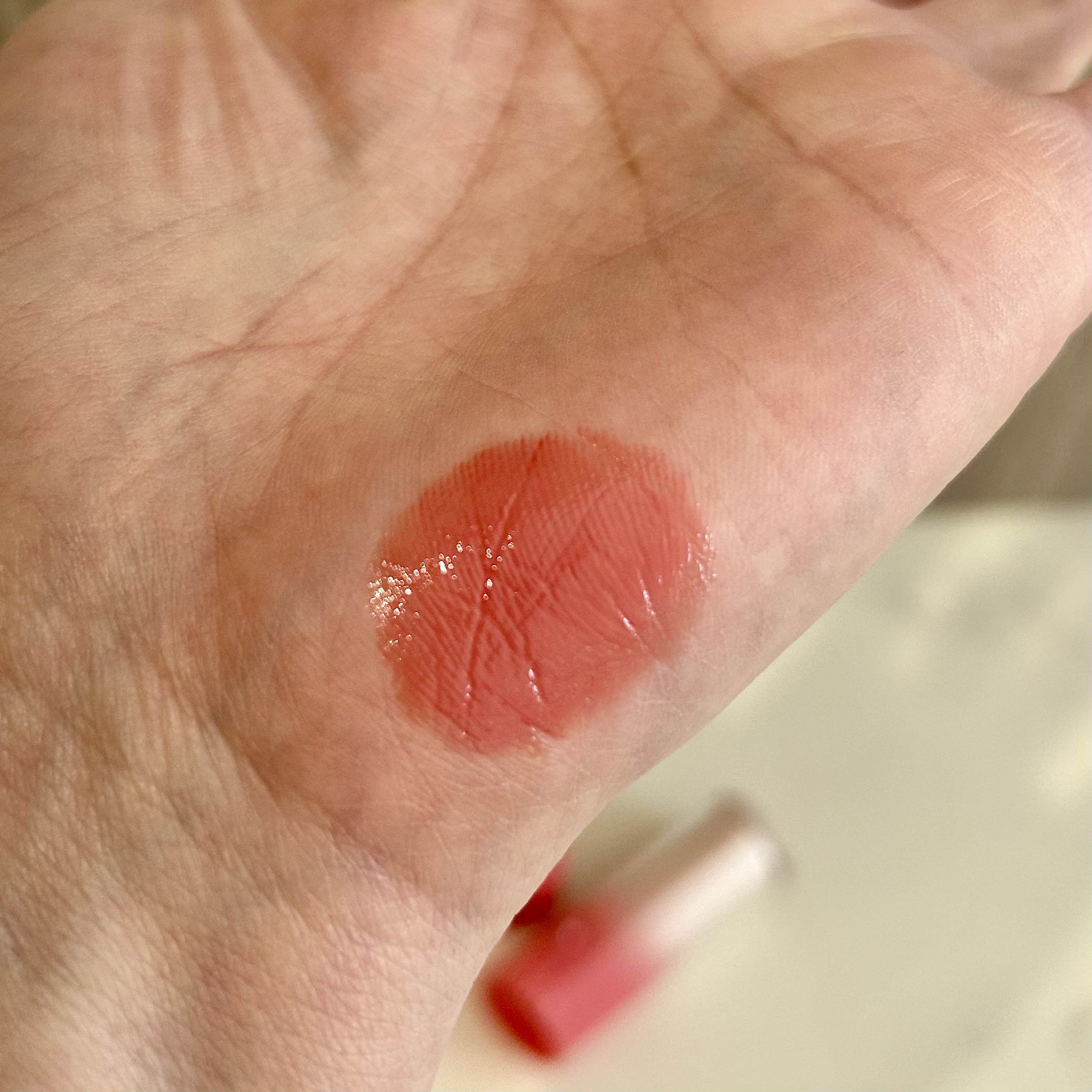 ノーウェアリップスティック バーミンググロー/espoir/口紅を使ったクチコミ（3枚目）