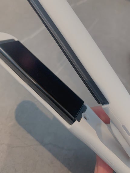 スタイリッシュ コンパクトストレートアイロン(MHS-2430)/mod's hair/ストレートアイロンを使ったクチコミ(3枚目)