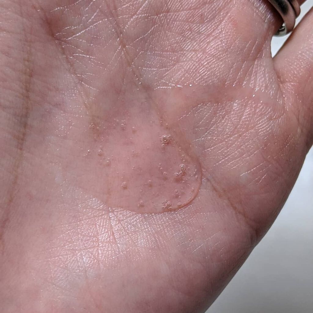 ヘアエッセンスオイル さくらローズ/VALANROSE/ヘアオイルを使ったクチコミ（2枚目）